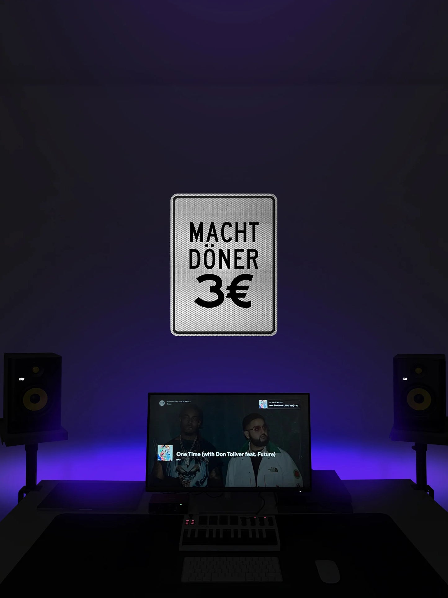 Döner 3€ Streetsign