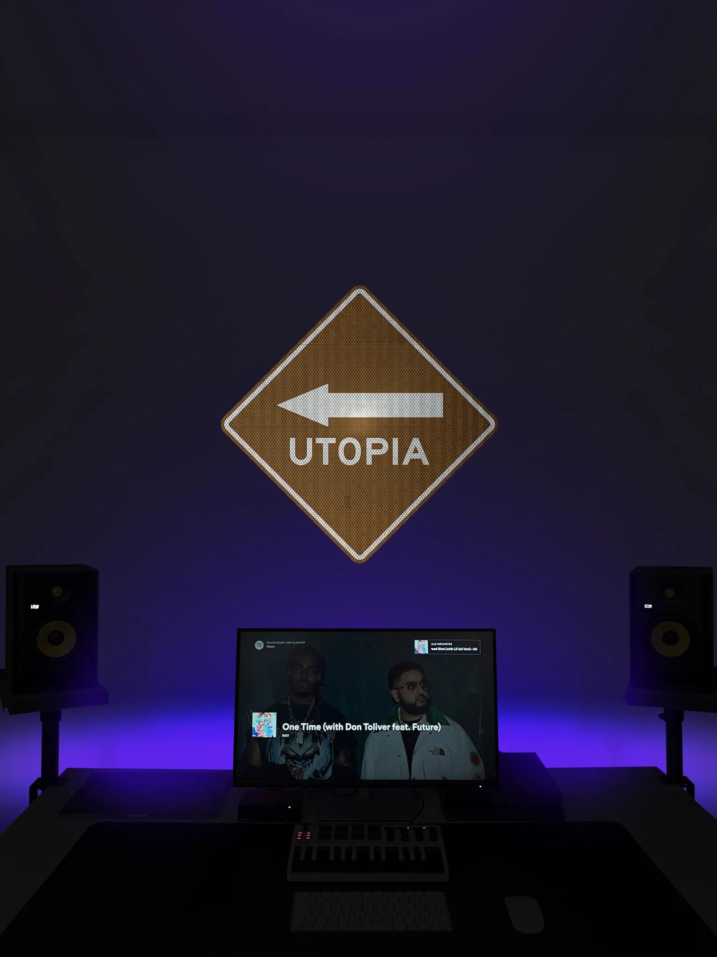 Utopia <- Streetsign