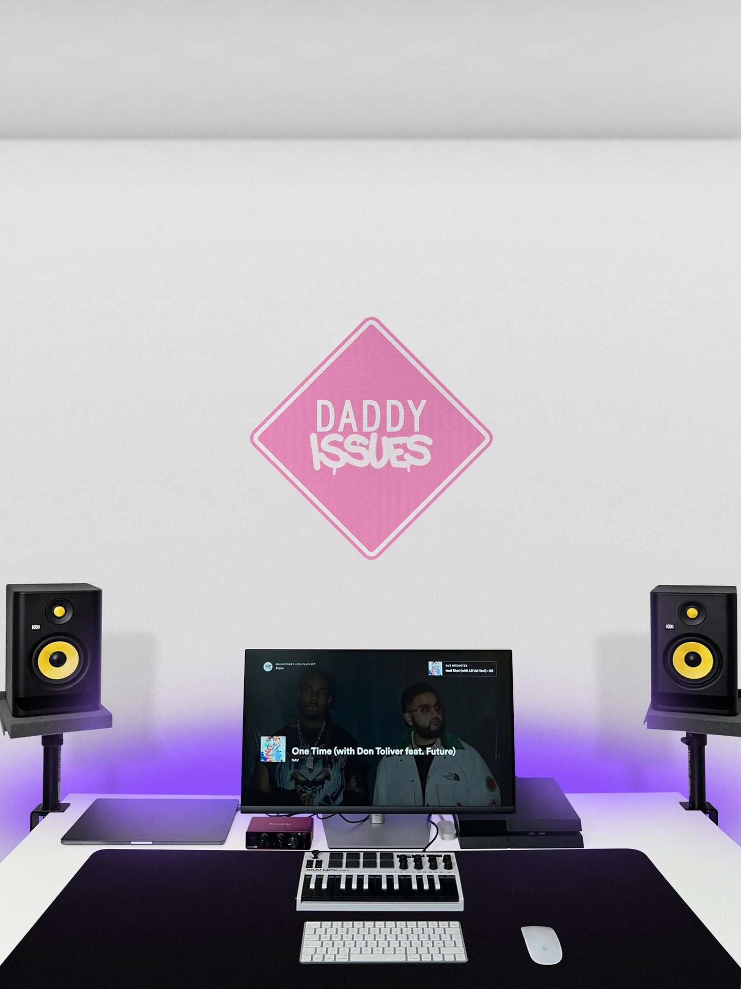 Daddy issues Streetsign