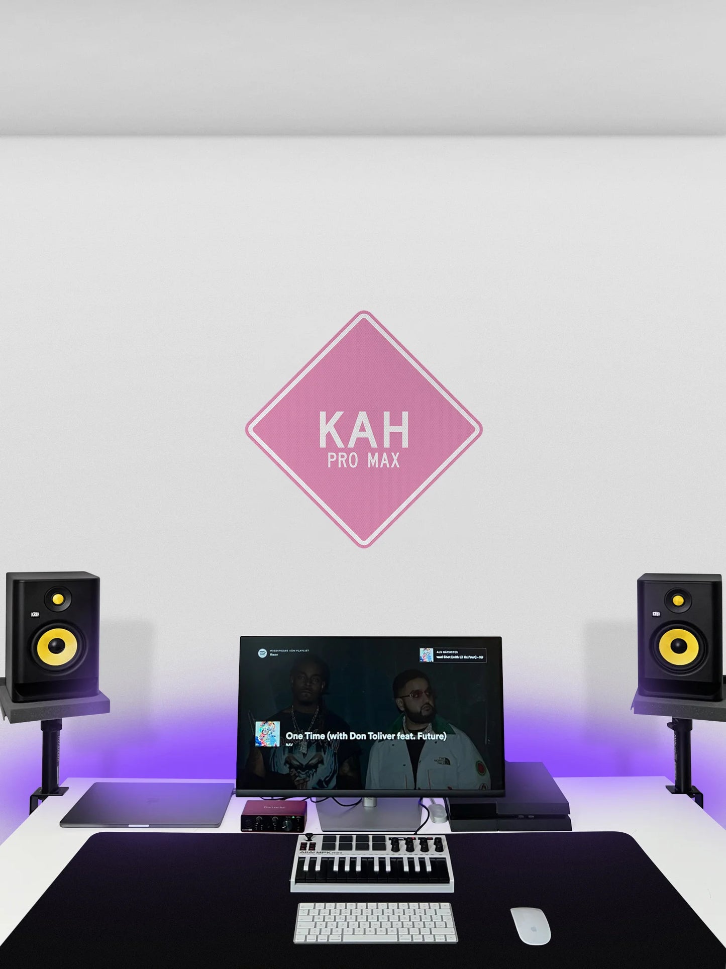 KAH pro max Streetsign
