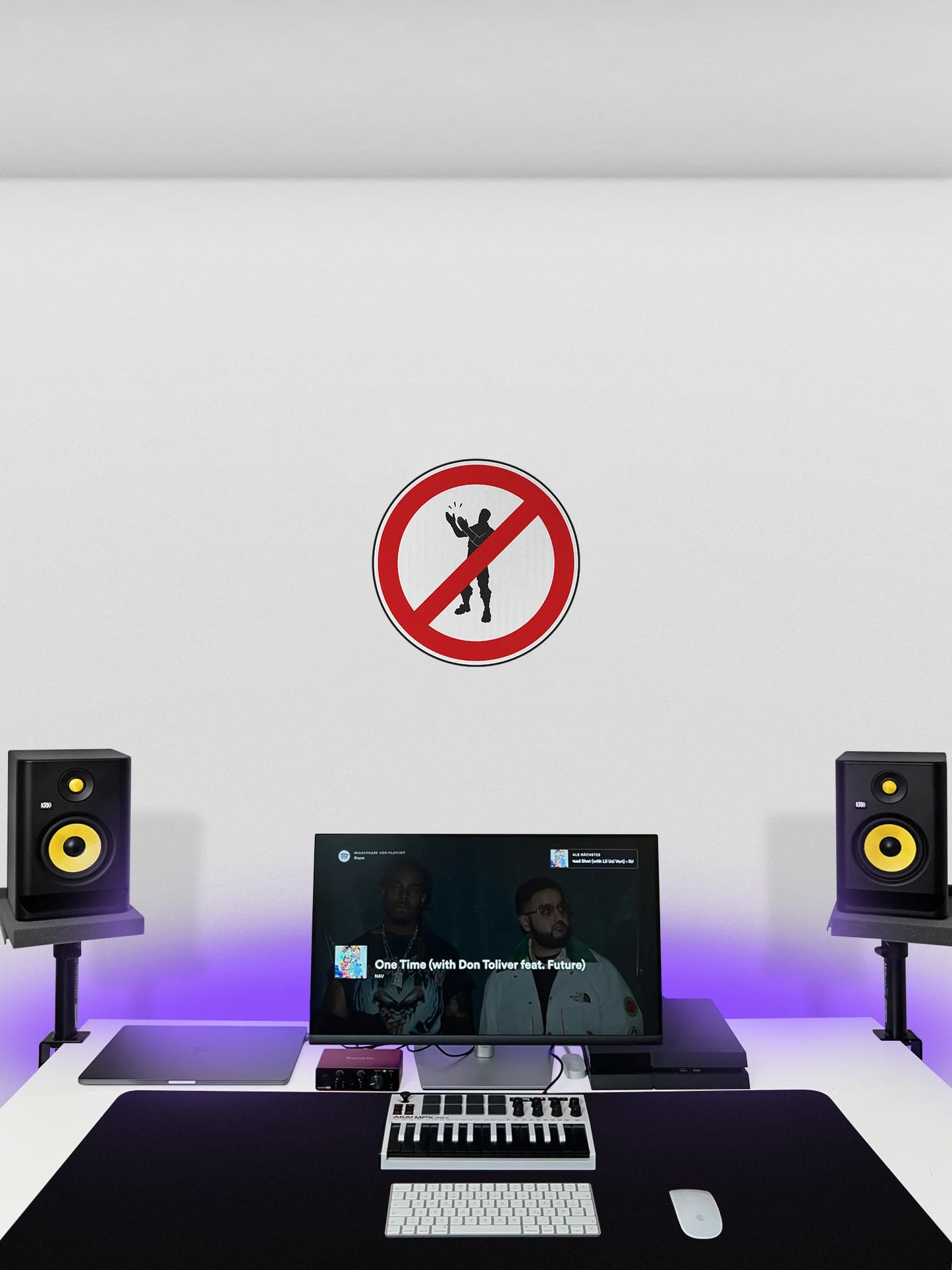 No clapping Streetsign