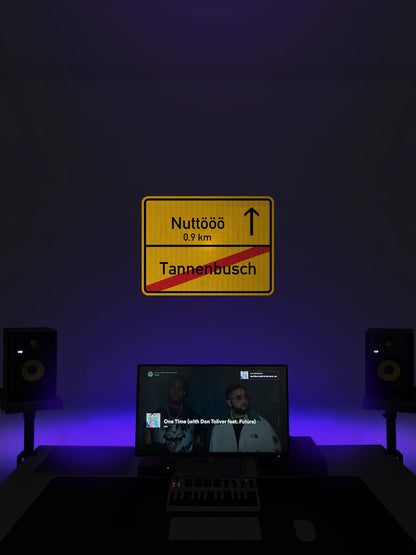 Tannenbusch/Nuttööö Streetsign